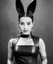 V (Mistress v)